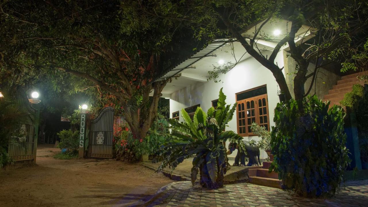 The King'S Garden Resort Dambulla Exterior foto